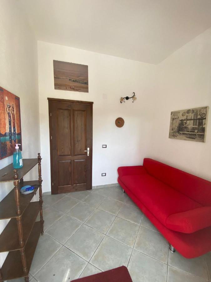 B&B Su Frori Arrubiu Теулада Экстерьер фото